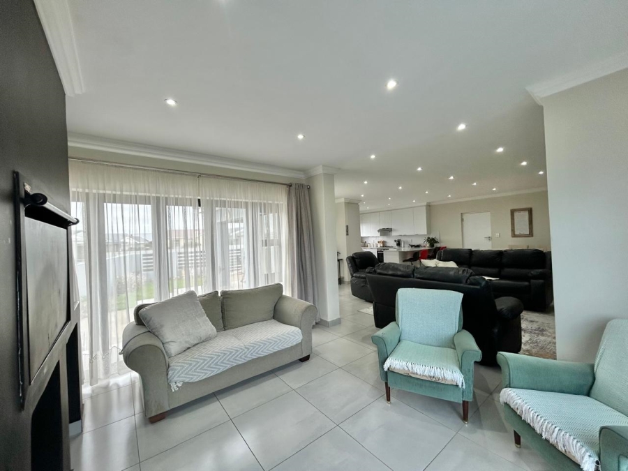 3 Bedroom Property for Sale in Fountains Estate Eastern Cape